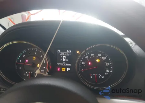 2013 Jeep Grand Cherokee Overland z USA, uszkodzony, nr VIN 1C4RJFCT4DC620755